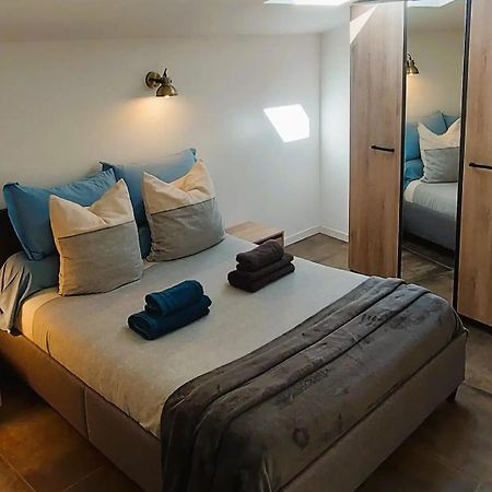 Spacieuse Dependance Duplex 50 M2 Classe 3 Etoiles Sans Vis-A-Vis Gréoux-les-Bains Eksteriør bilde