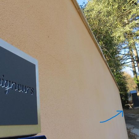 Spacieuse Dependance Duplex 50 M2 Classe 3 Etoiles Sans Vis-A-Vis Gréoux-les-Bains Eksteriør bilde
