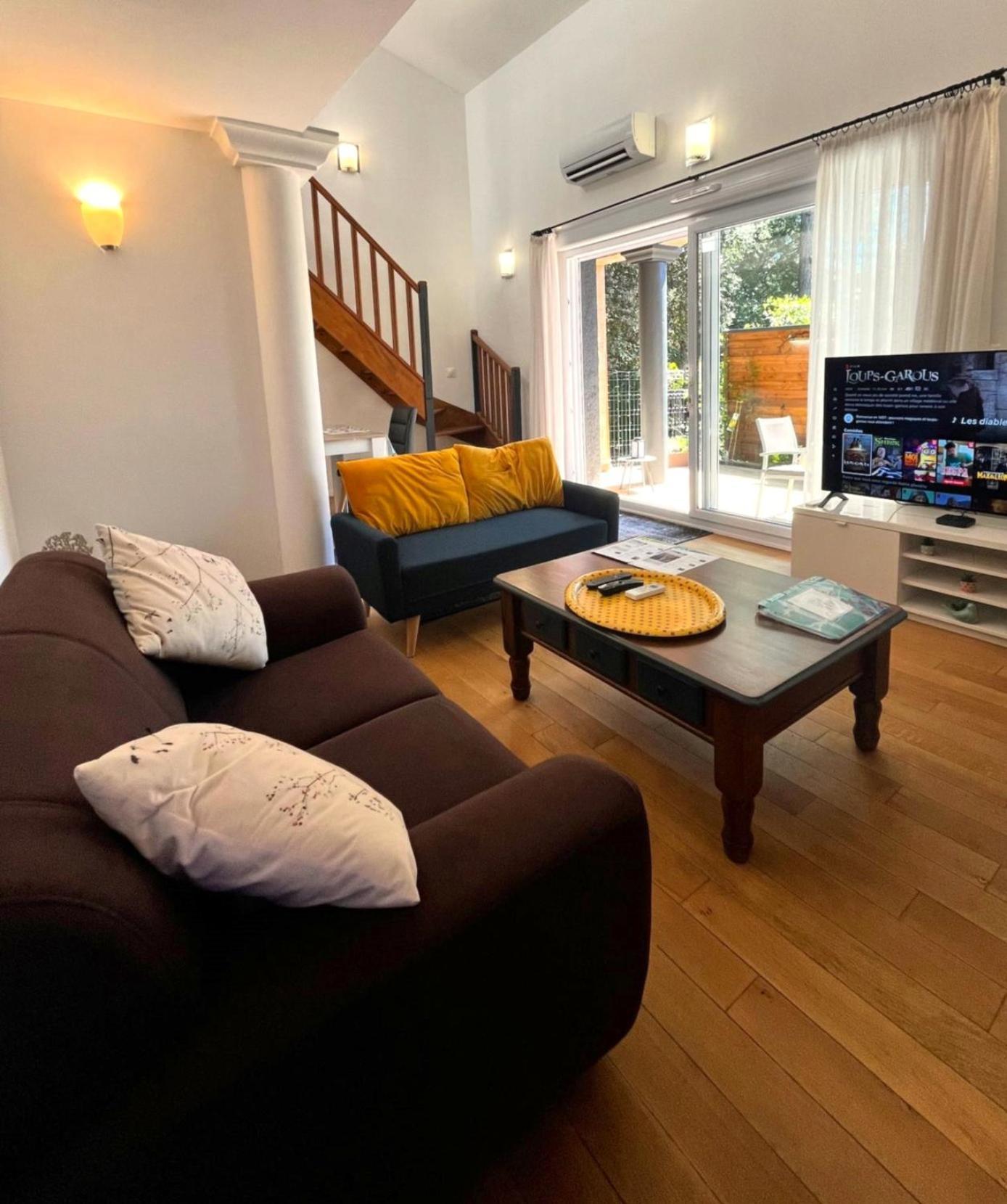 Spacieuse Dependance Duplex 50 M2 Classe 3 Etoiles Sans Vis-A-Vis Gréoux-les-Bains Eksteriør bilde